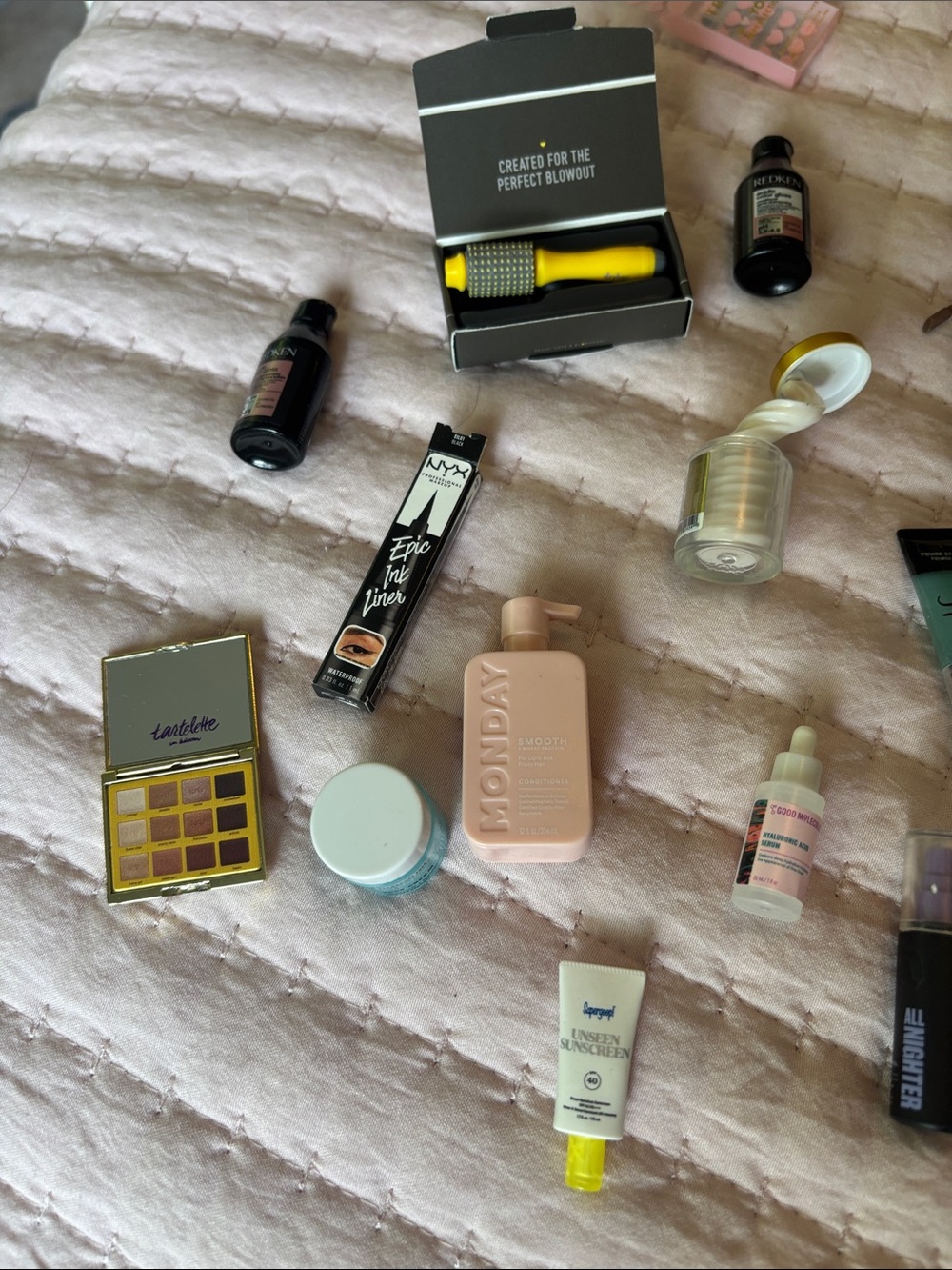 Ulta Beauty mini brands advent calendar LIMITED EDITION - Picture 2 of 4